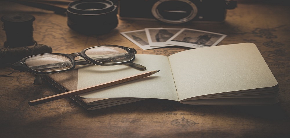 antique camera blogging 1000.478