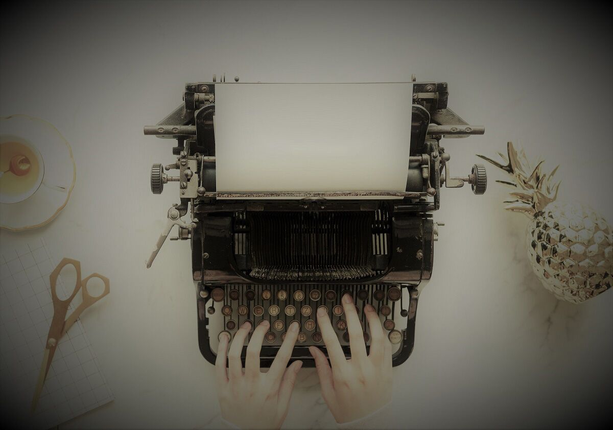 typewriter blank page