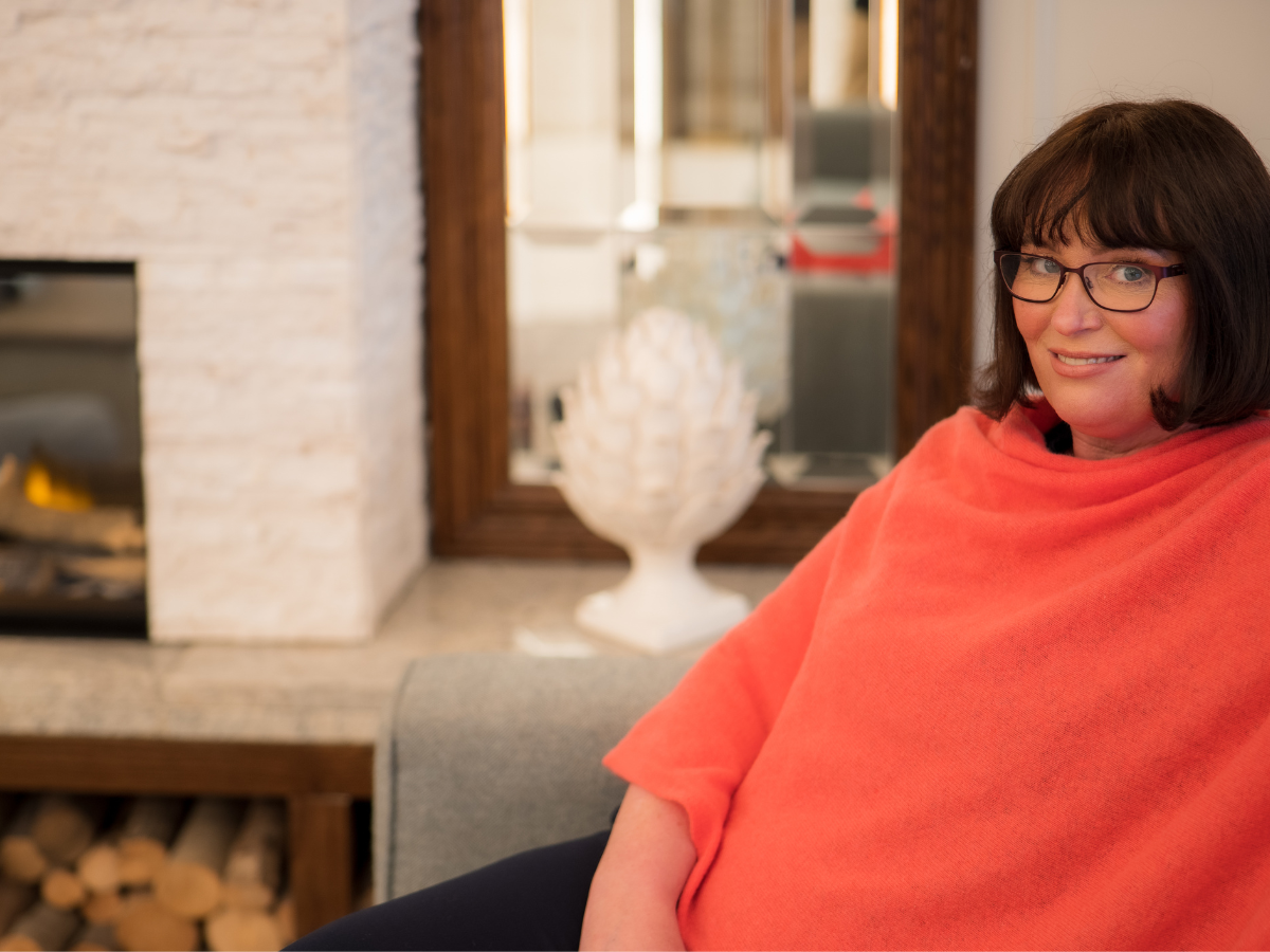 Siobhan in hotel lounge